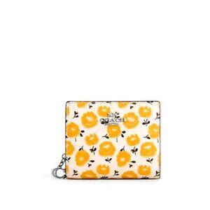 New Coach CBO76 Snap Wallet with Floral Print Chalk / Buttercup Multi